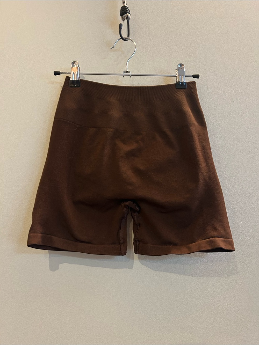 Alphalete Amplify 4.5” Rich Brown Short
